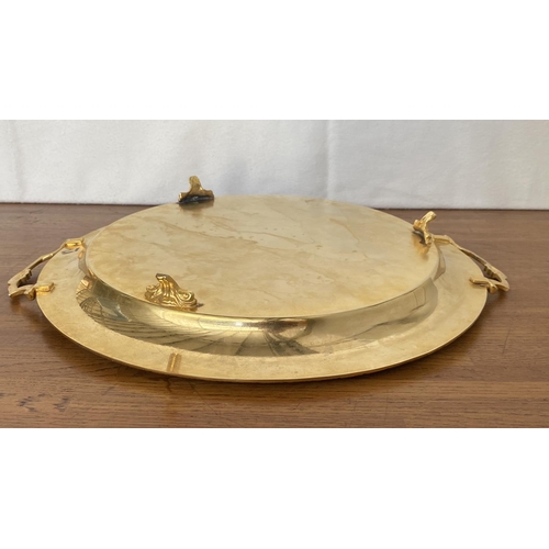 606 - Gold Color Vintage Round Tray (37cm Diameter)