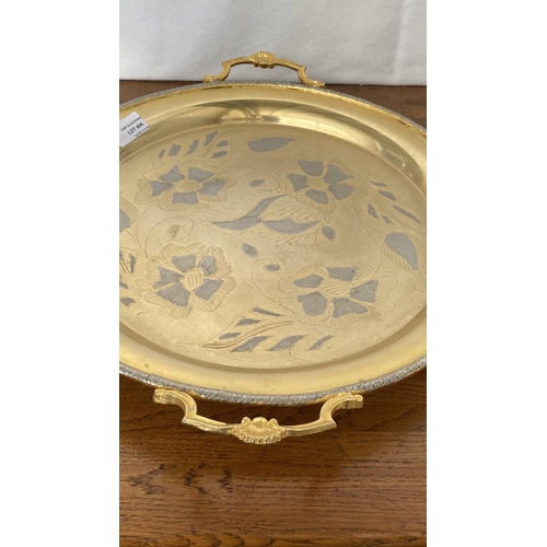 606 - Gold Color Vintage Round Tray (37cm Diameter)