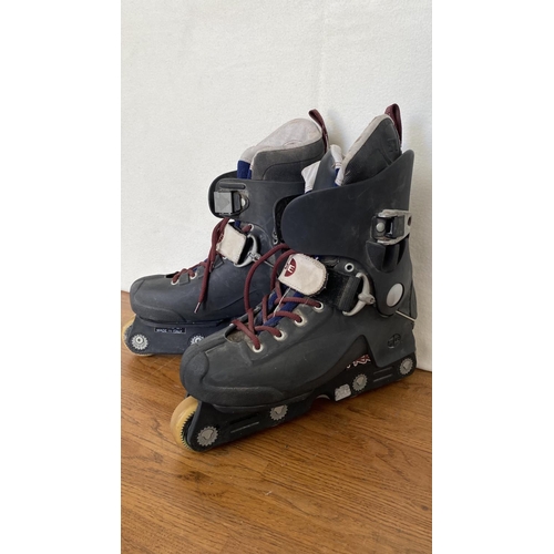 611 - Pair of Hermes Italy Roller Skaters Size 38