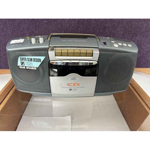 137 - Aiwa CSD-SL10 Compact Disc Radio Cassette Player