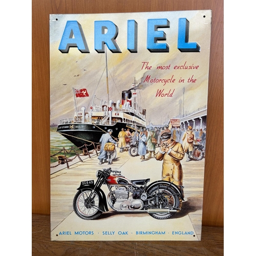 525 - Big Tin Sign Ariel Motorcycle Made in Great Britain in 1993 (28 x 41cm)