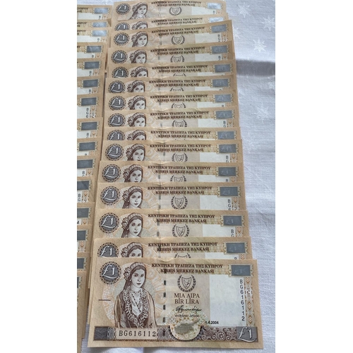 579 - Collection of 30 Central Bank of Cyprus £1 Uncirculated Banknotes