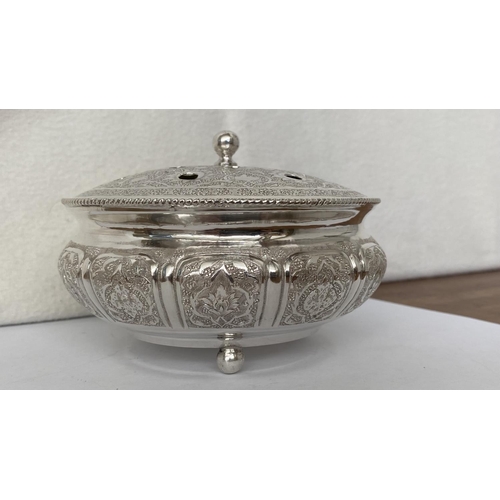 84 - Lovely Persian Antique Hand Chased Solid Sterling Silver Potpourri Bowl Hallmarked on Base (390gr)