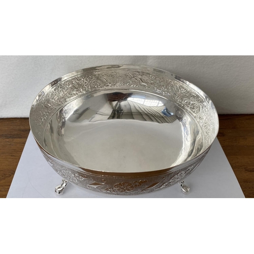 85 - Vintage Beautiful Silver 830 Footed Bowl with Nice Design (403gr. - 20cm Diameter)