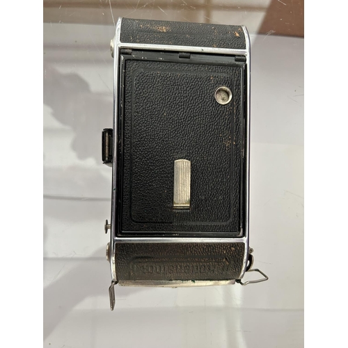 1 - Vintage Folding Camera Vario Rodenstock Munchen 1:4.5 f = 10.5cm