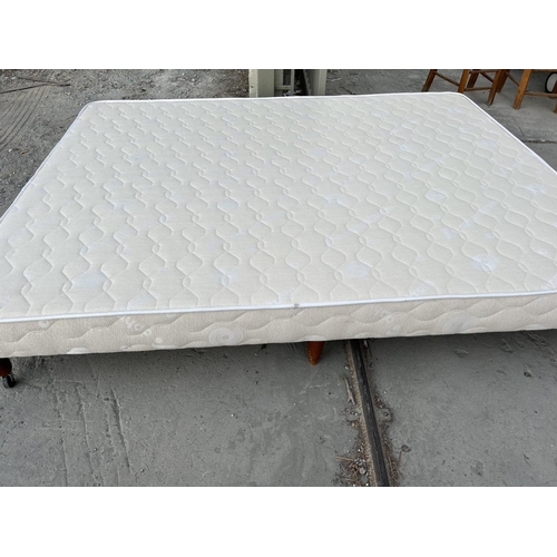 119 - Aphrostrom Double Divan Base (150 x 190cm)