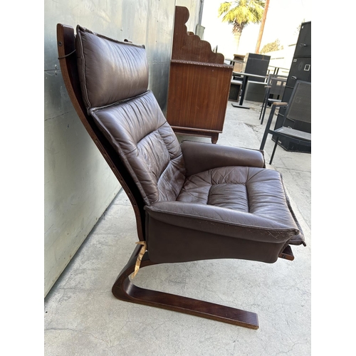 48 - Vintage Mid Century Brown Leather Siesta Armchair