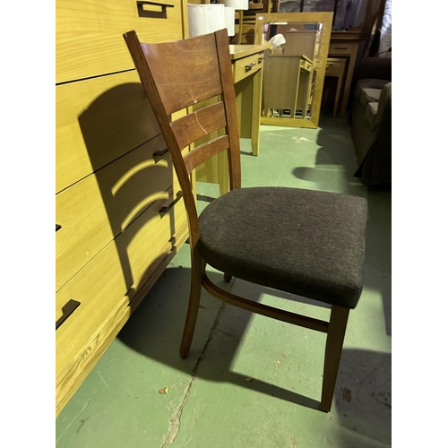 50 - Wooden Upholstered Desk Chair - Code AM6742Y