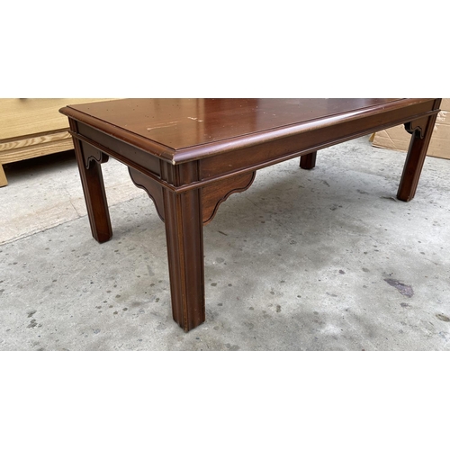 53 - American Drexel Heritage Cherry Wood Coffee Table - Code AM7101Y