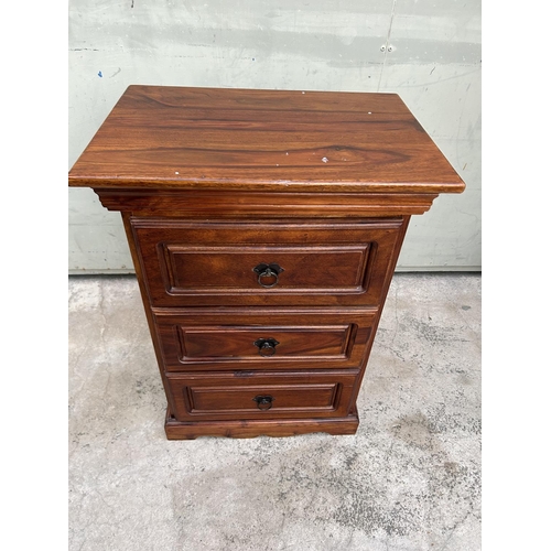 134 - Solid Sheesham Wood Small Chest of 3 Drawers/Bedside Cabinet