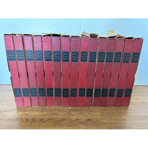 487 - Vintage 1972 Edition 15-Volume Greek 'Domi' Encyclopedia