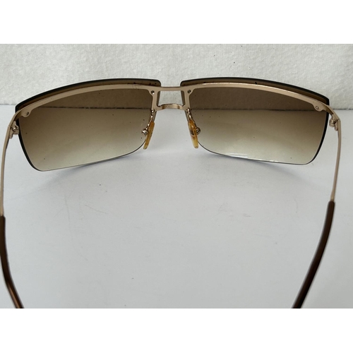 142 - Gucci GG2653S Gold Color Frame Sunglasses Made in Italy