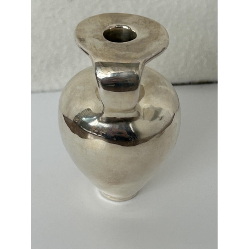 15 - Silver 1000 Miniature Amphora and Silver 925 Dish (50.5gr)