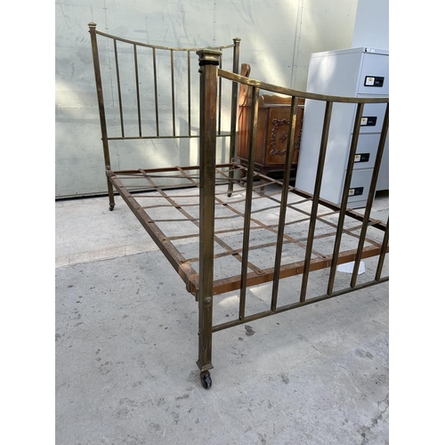 199 - Art Deco Brass Large Single Bed Styling Design Frame with Original Castors in Good Vintage Condition... 