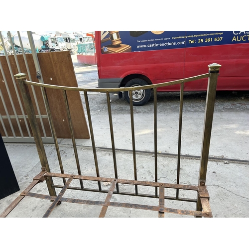 199 - Art Deco Brass Large Single Bed Styling Design Frame with Original Castors in Good Vintage Condition... 