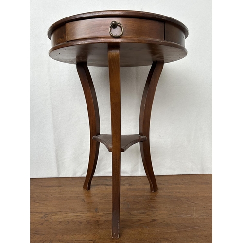 86 - Vintage 1950's Round Side Table with Drawer (Top Needs Attention)