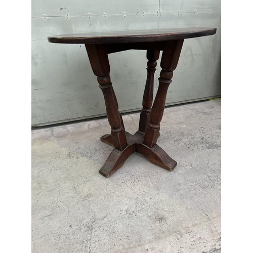 158 - Antique Solid Oak Round Pedestal Base Occasional Table (78cm Diameter, 74cm H.)