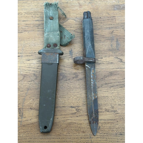 22 - Vintage Military Army Knife