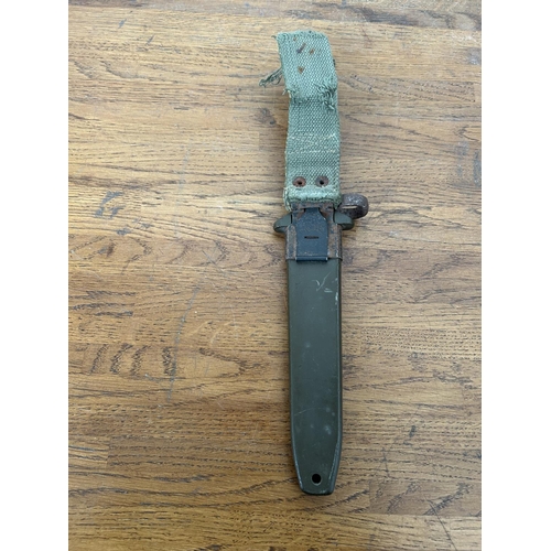 22 - Vintage Military Army Knife