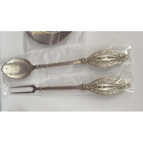 206 - Collection of Silverware Incl. Filigree Spoon and Fork (136gr)