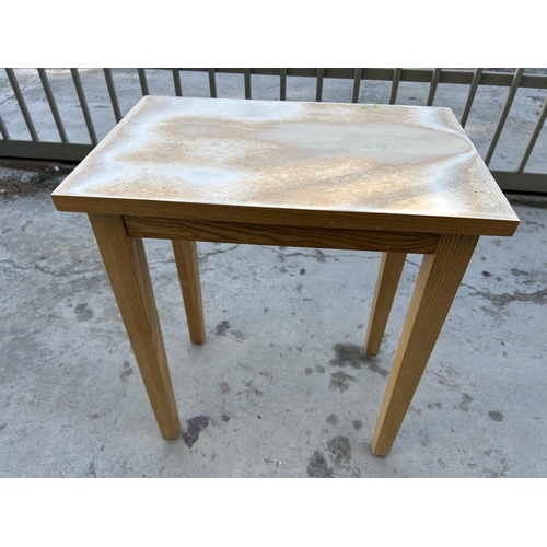 159 - Small Light Color Wooden Side Table - Code AM7146W