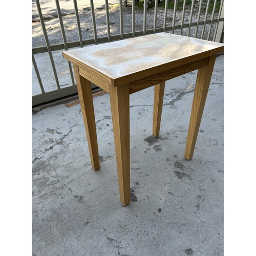 159 - Small Light Color Wooden Side Table - Code AM7146W