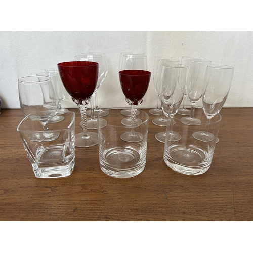 484 - Qty of Assorted Glasses (x18pcs)