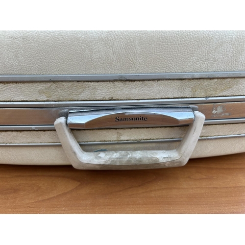 504 - Vintage White Samsonite Hard Shell Travel Suitcase