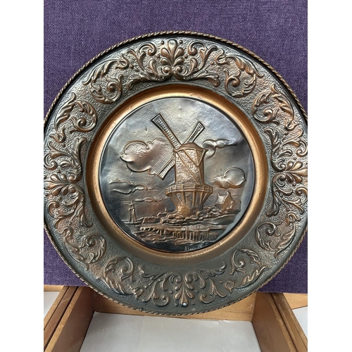 548 - Large Dutch Decorative Carved Copper Wall Plate (60cm Diameter)