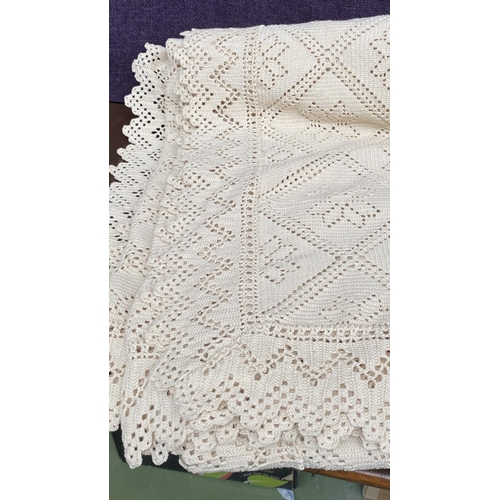 553 - Very Large Traditional Cyprus Hand Made Crochet Bedspread (Unused - 280 x 250cm)