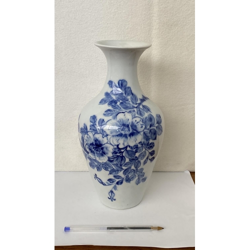 560 - Vintage Kobalt Roses Blue and White Floral Vase Believed to Be Dutch Delft (26cm H.)