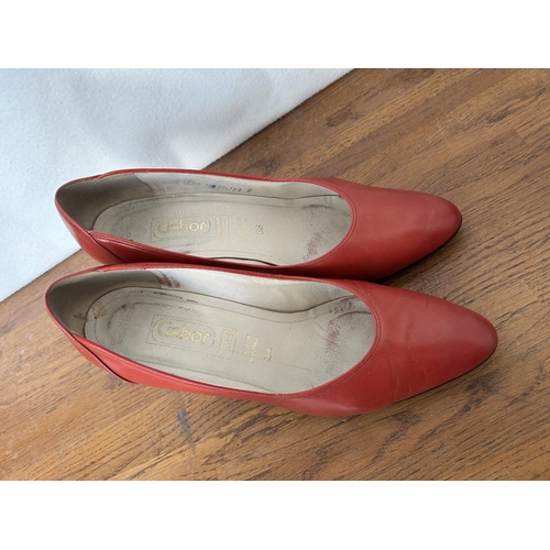 563 - Pair of Gabor Ladies Red Shoes Size 38