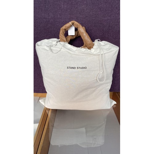 564 - Diamond Guilted Tote Bag From Stand Studio with Open Top, Padded Handles and Detachable Strap