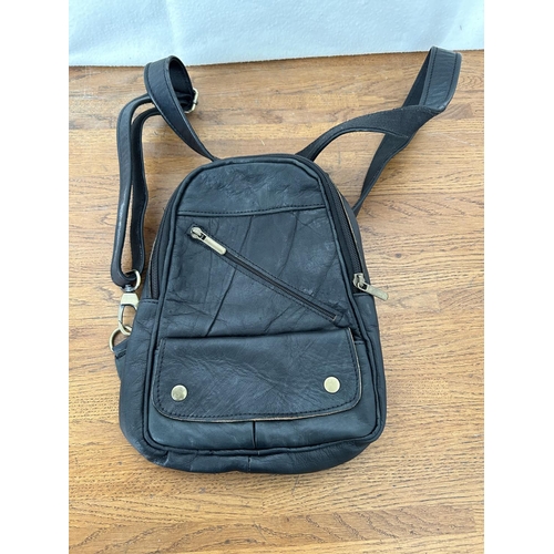 584 - Real Leather Cross Body Black Carrying Purse