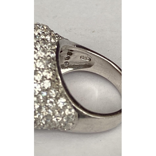 28 - Very Beautiful Heavy Sterling Silver Ring with Cubic Zirconia and Crystal