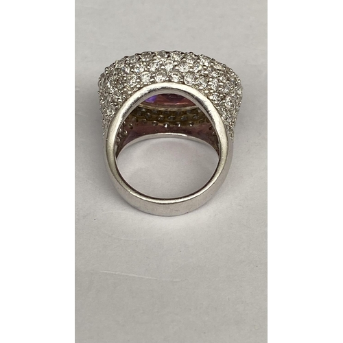 28 - Very Beautiful Heavy Sterling Silver Ring with Cubic Zirconia and Crystal