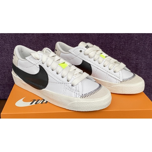 37 - Nike Blazer Low 77 Jumbo White Black Size 36/UK 3 (Unused)