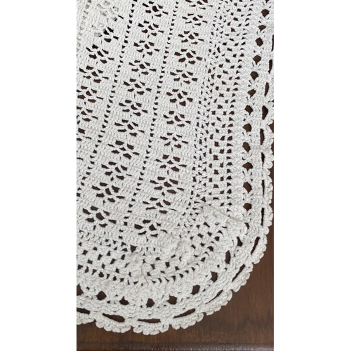 71 - Traditional Cyprus Hand Made Off White Crochet Bedspread/Blanket (260 x 50cm)