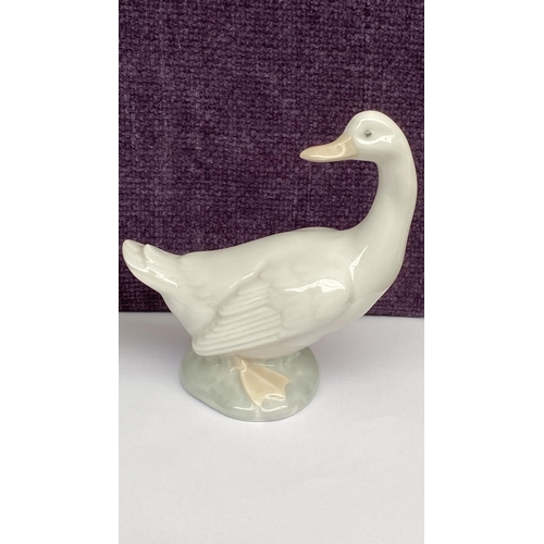 127 - Set of 3 Nao by Lladro Porcelain Duck Figurines