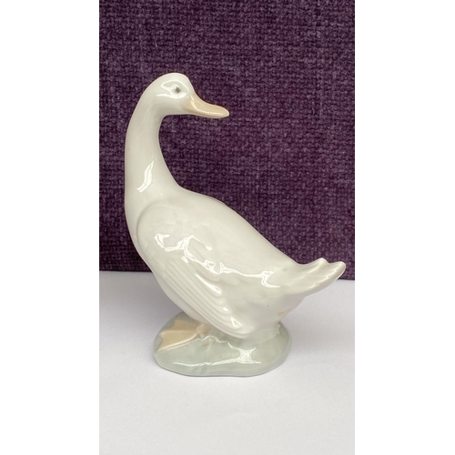 127 - Set of 3 Nao by Lladro Porcelain Duck Figurines