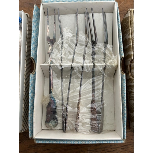 178 - Collection of Vintage Silver Plated Dessert Cutlery