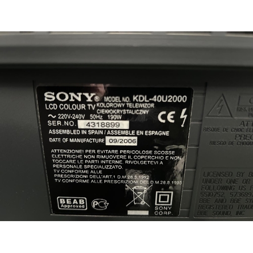 251 - Sony Model KDL-40U2000 40