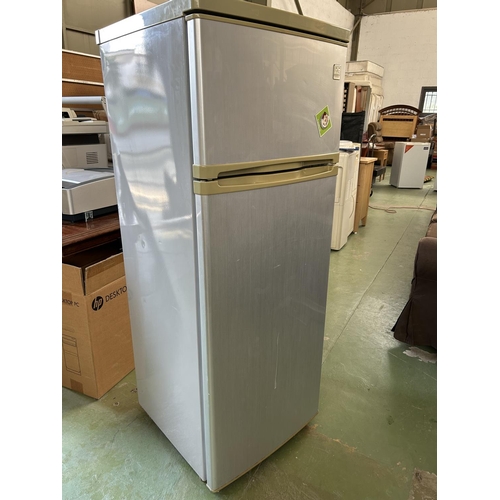 246 - Daewoo Electronics 2-Door Fridge Freezer FRB280WB