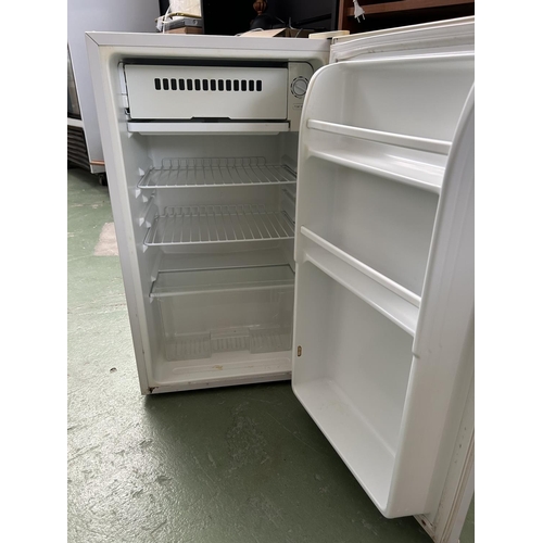 248 - Hyundai HS-120LN Undercounter Fridge