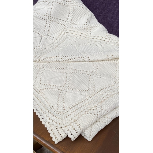 309 - Beautiful White Granny Handmade Single Blanket/Bed Cover