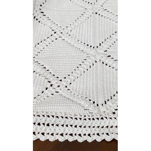 309 - Beautiful White Granny Handmade Single Blanket/Bed Cover