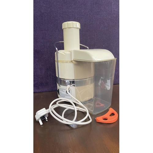 304 - Jack Lalanne's Power Juicer/Juice Extractor Machine