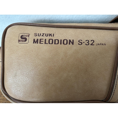 174 - Suzuki Melodion S-32 Japan Keyboard Music Melodica