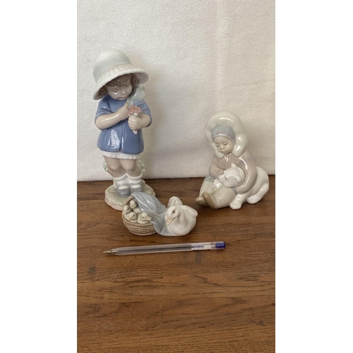 15 - x3 Lladro (x2) and Nao Porcelain Figurines (21cm Highest)