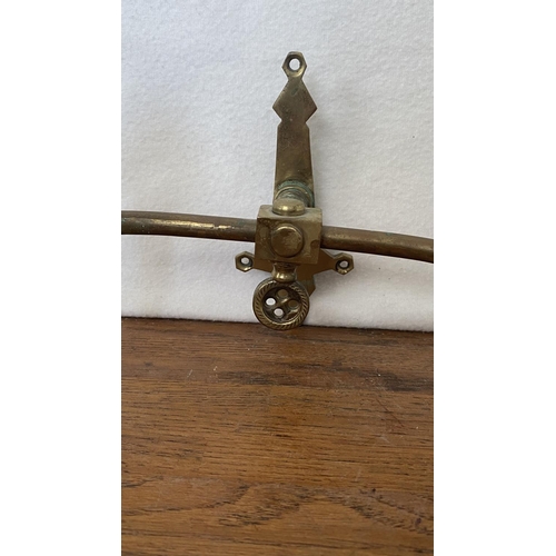 342 - x4 Antique Brass Wall Sconces